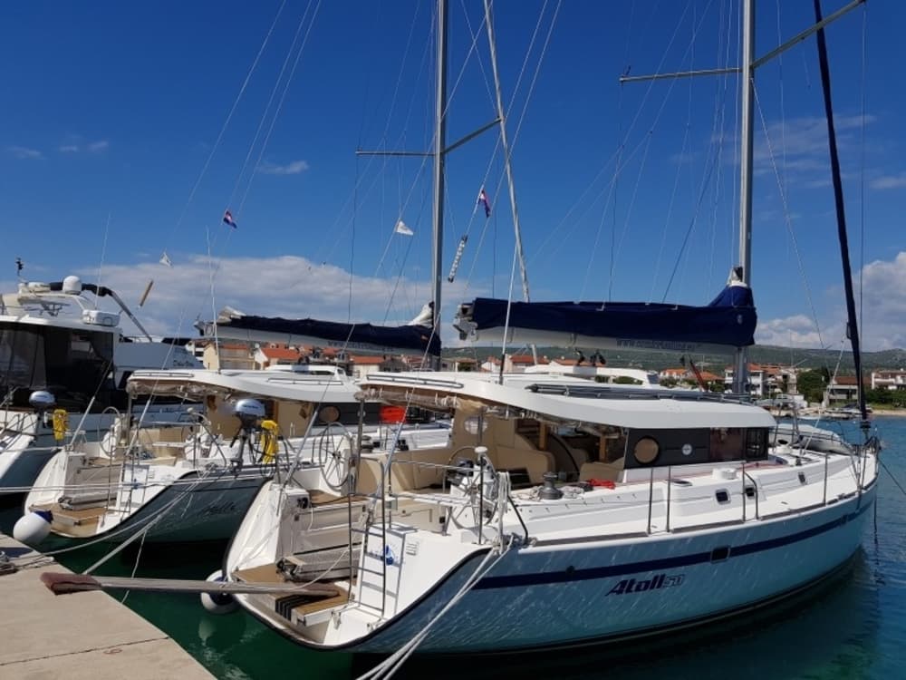 Bonifacio by Sailboat 7 hours: Luxury, Relaxation and Sublime Landscapes