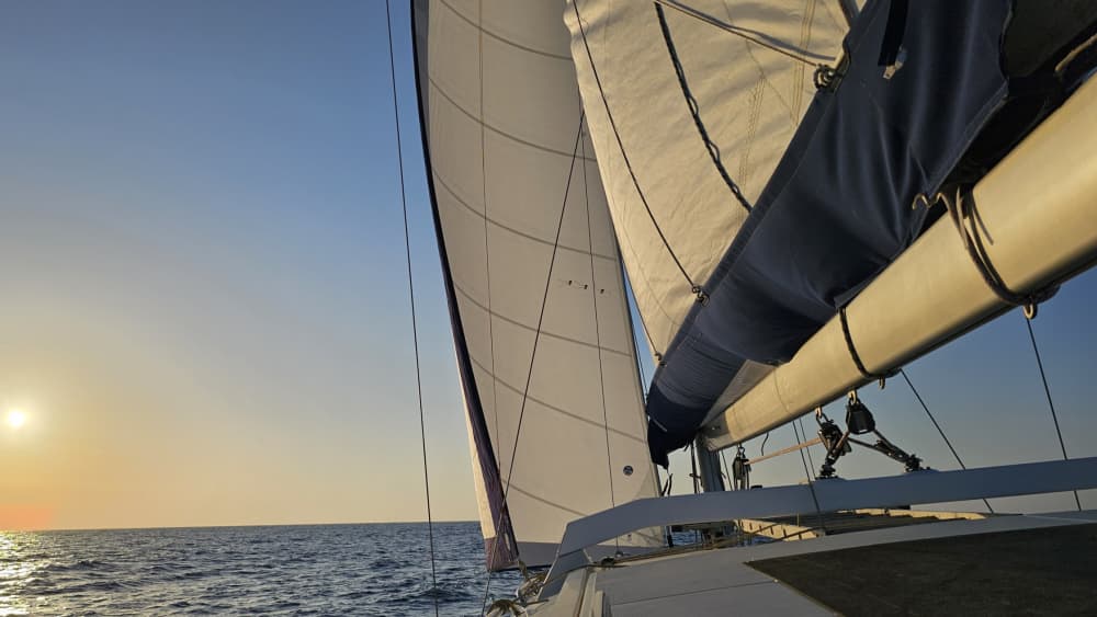 Bonifacio by Sailboat 7 hours: Luxury, Relaxation and Sublime Landscapes