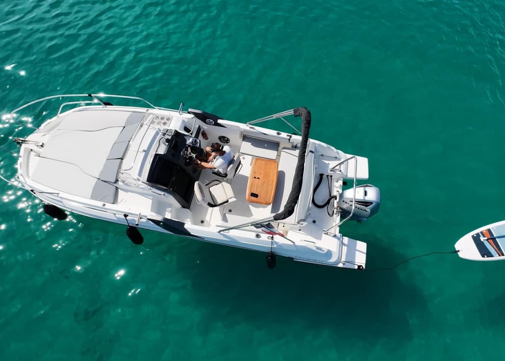 Αποκλειστικό απόγευμα στα νησιά Λερίν