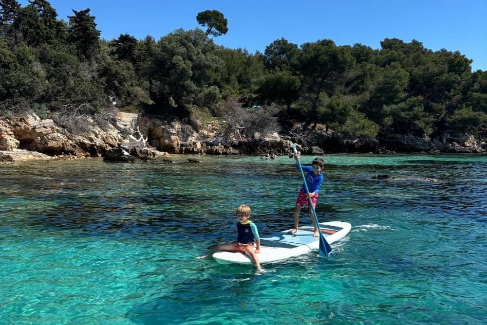 Αποκλειστικό απόγευμα στα νησιά Λερίν