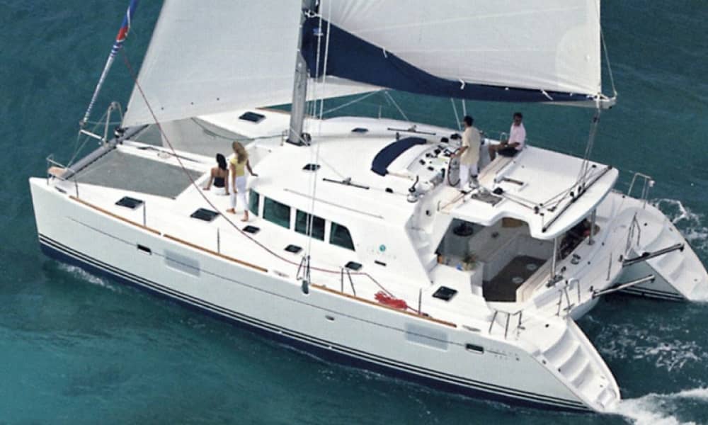 Croisière romantique au coucher du soleil à Santorin : visite des sites les plus célèbres de Santorin