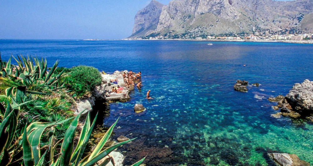 4 uur in Palermo: Huur een motorboot en geniet