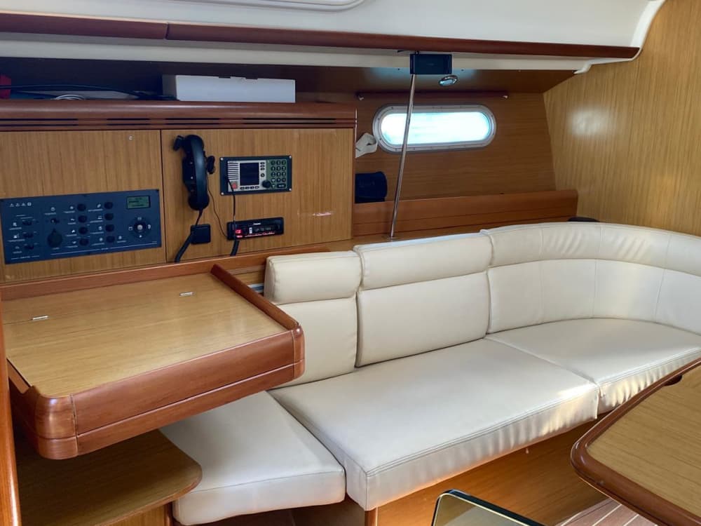 Escapada costeira de meio dia: descubra Vigo a partir do mar