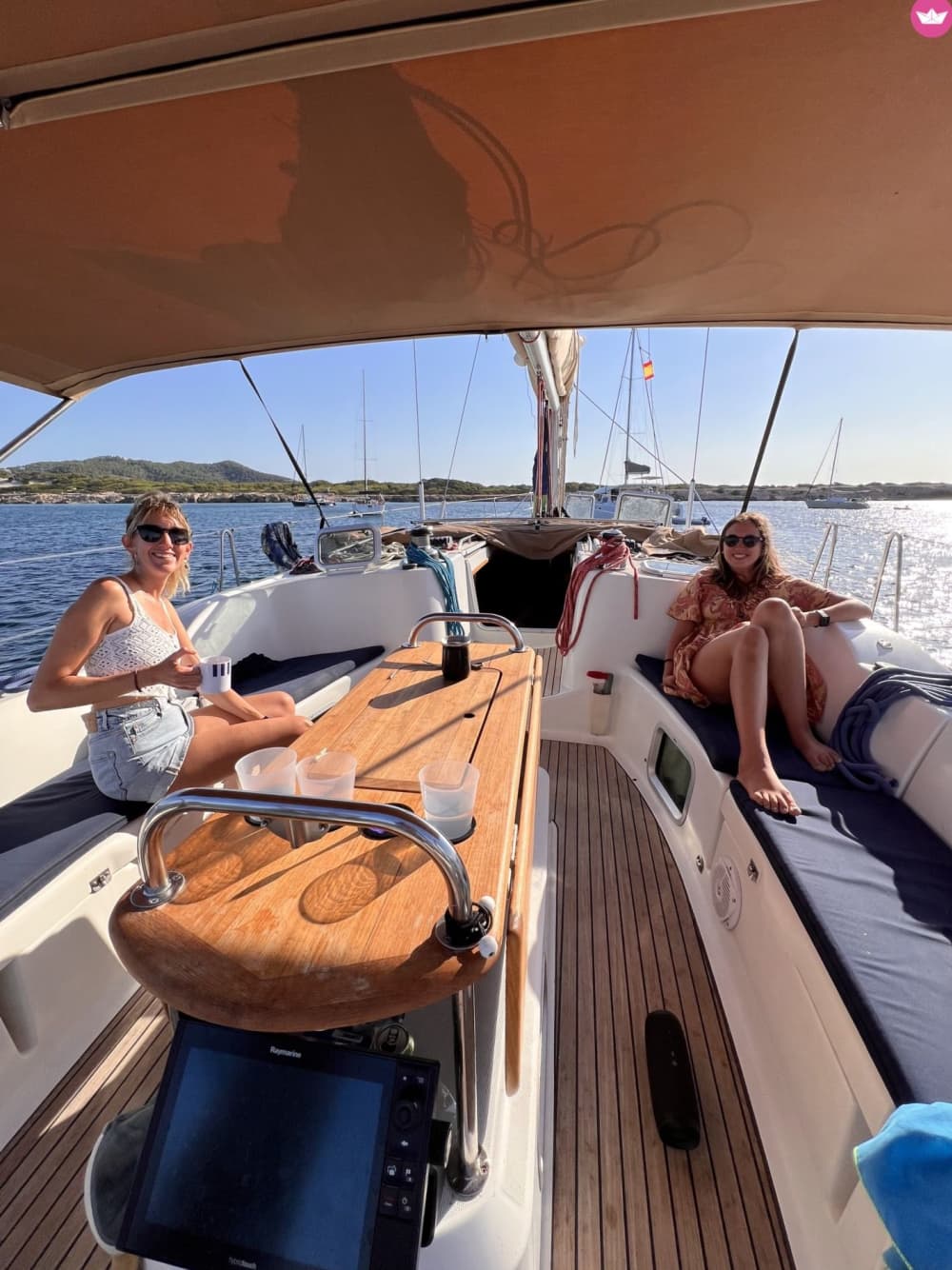 Navegação privada para Formentera e sul de Ibiza: um dia entre águas azul-turquesa e praias imaculadas