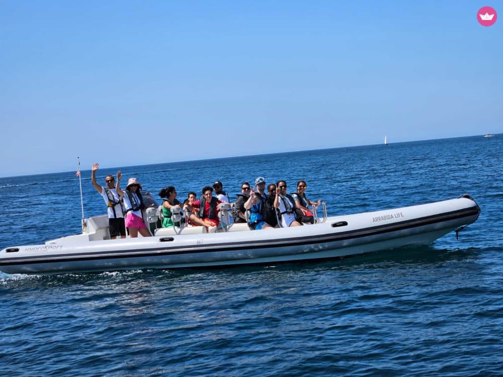 Velozes e Curiosos: Um Passeio de Lancha em Sesimbra