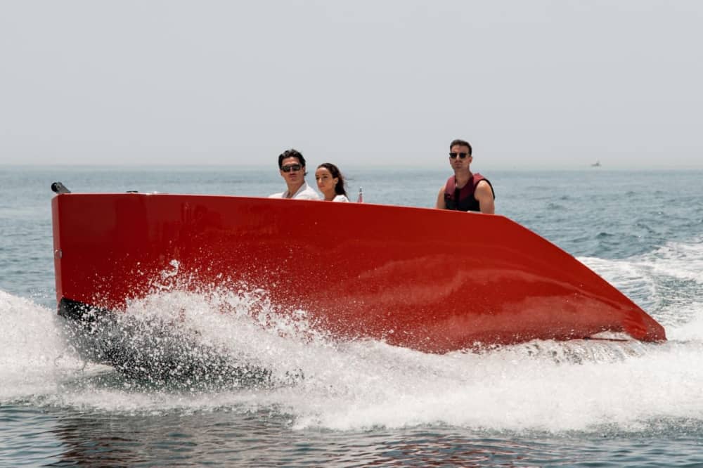 Romance e Relaxamento ao Pôr do Sol – Passeio de Barco Privado