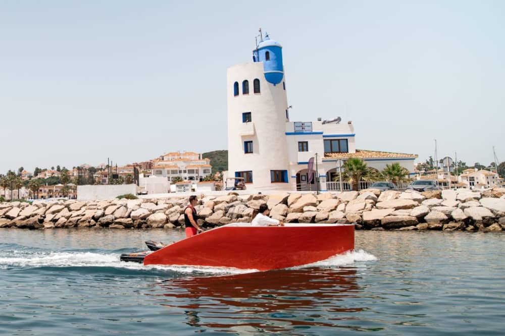 Romance e Relaxamento ao Pôr do Sol – Passeio de Barco Privado
