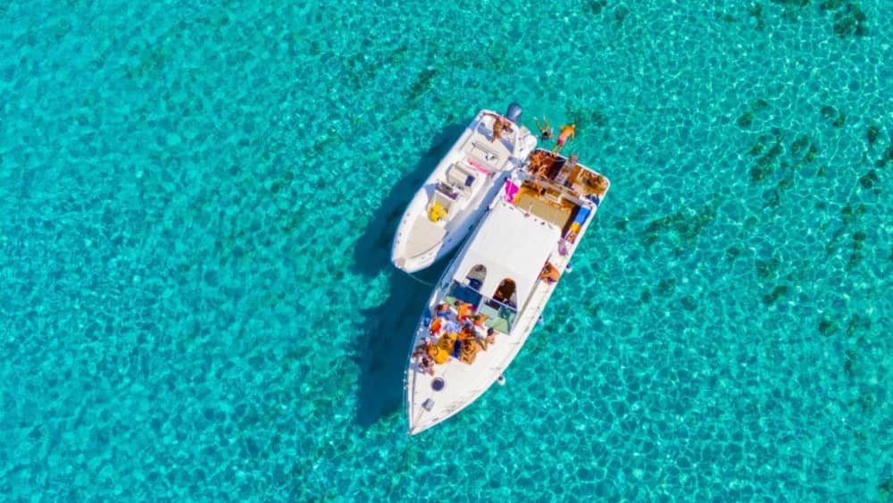 Egadi Islands Tour: Excursion to Favignana and Levanzo by Boat with Lunch Included from Trapani