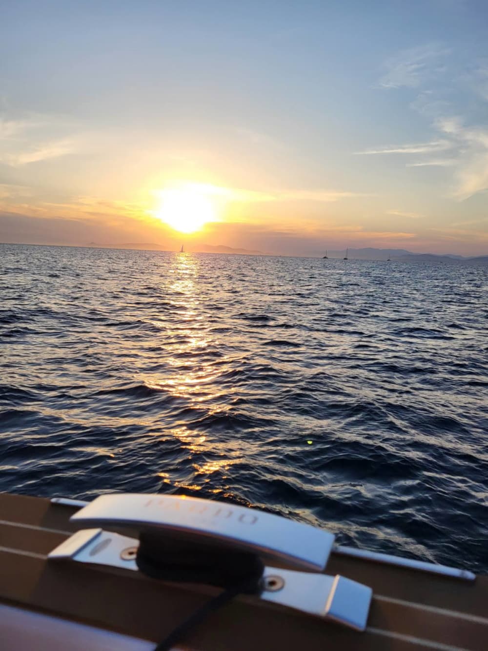 Sunset Serenity: Private Cruise Along the Athenian Riviera