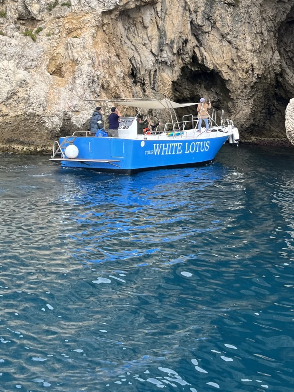 Delfine und ein typisch sizilianischer Aperitif in Taormina