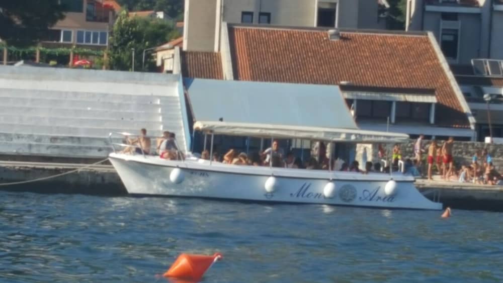 Heldagskryssning i Kotorbukten – 7 timmar historia och avkoppling