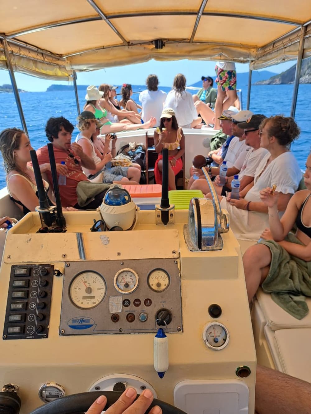 Heldagskryssning i Kotorbukten – 7 timmar historia och avkoppling