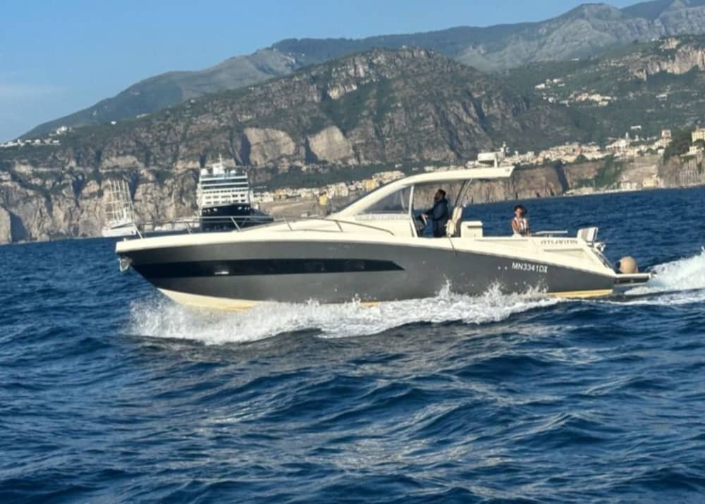 Traumhaftes Capri: Der Zauber der Insel auf einer Halbtagestour