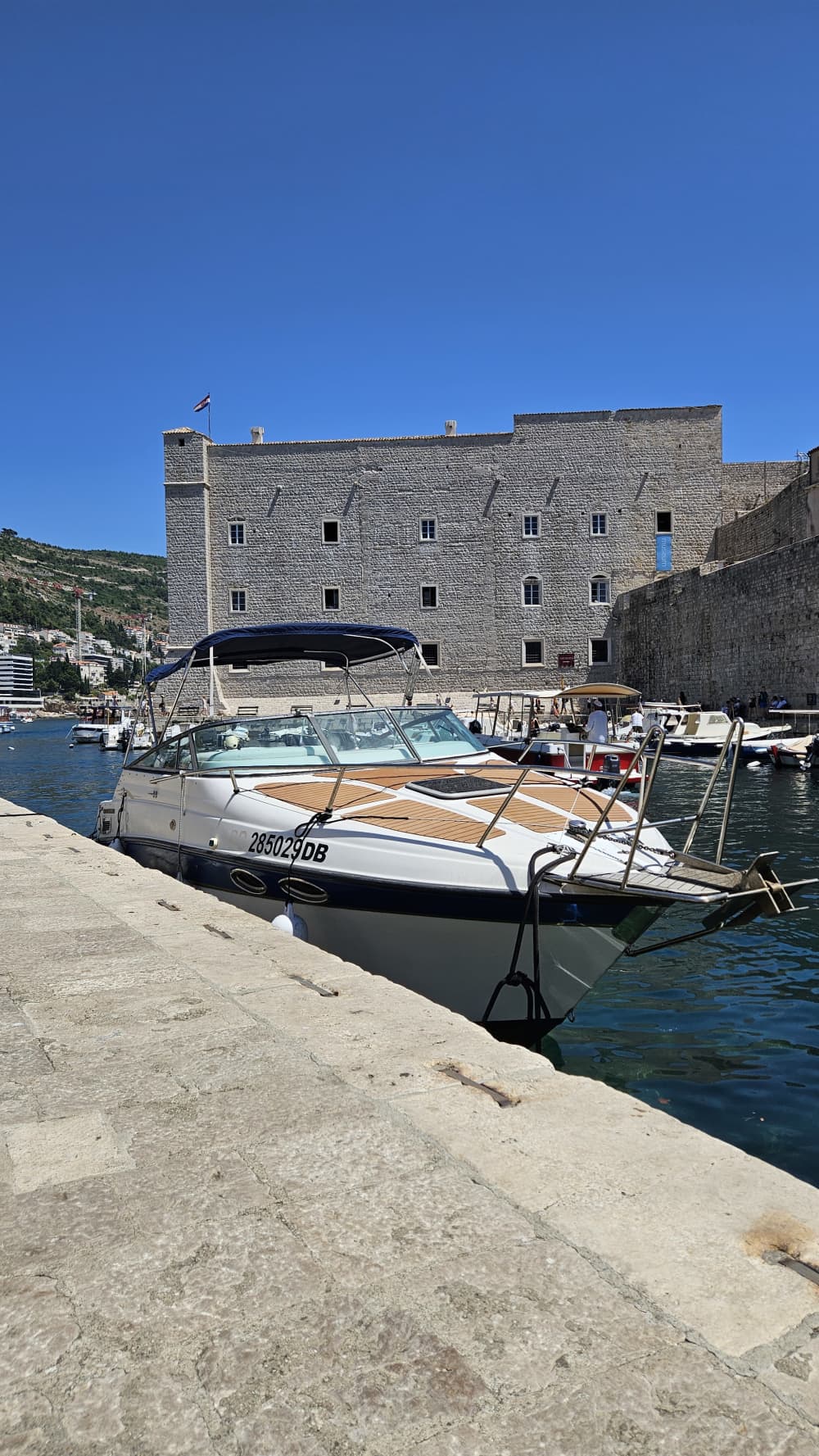 Escursione di mezza giornata alla Grotta Azzurra di Kolocep e alla spiaggia di Šunj
