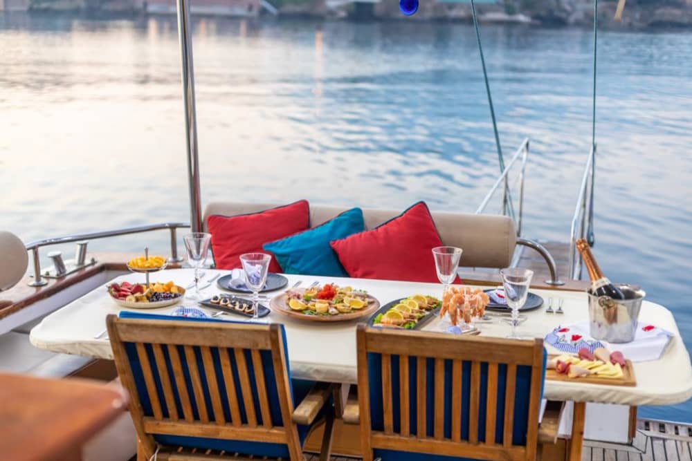 Un giorno in paradiso: tour in barca a Fethiye con pranzo e bevande