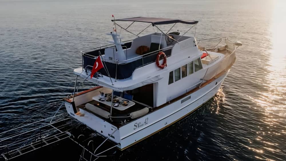 Cena al tramonto e tour di nuoto a Fethiye