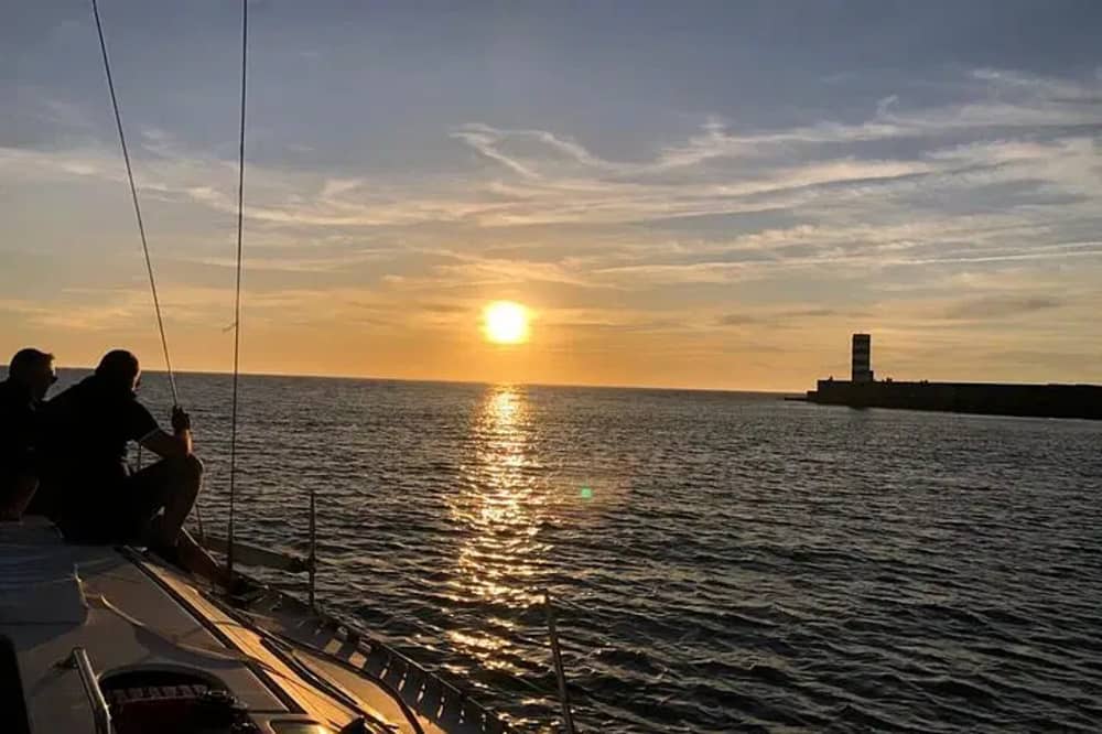 Sunset tour on the Douro: Porto in Golden Light