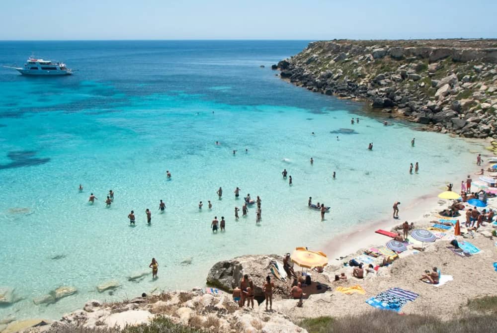 Halvdagsresa till Favignana: Simma och koppla av från Trapani