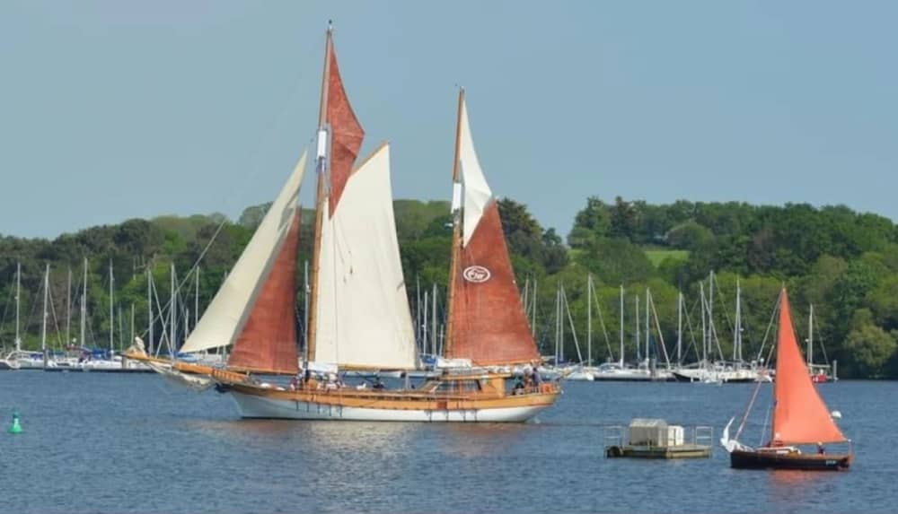 Privé zeiltocht van 9 uur in Saint-Tropez