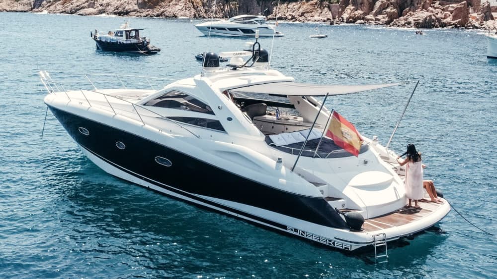 Trascorri 3 ore e 30 minuti sull'acqua a Platja d'Aro, godendoti il sole e le acque cristalline.