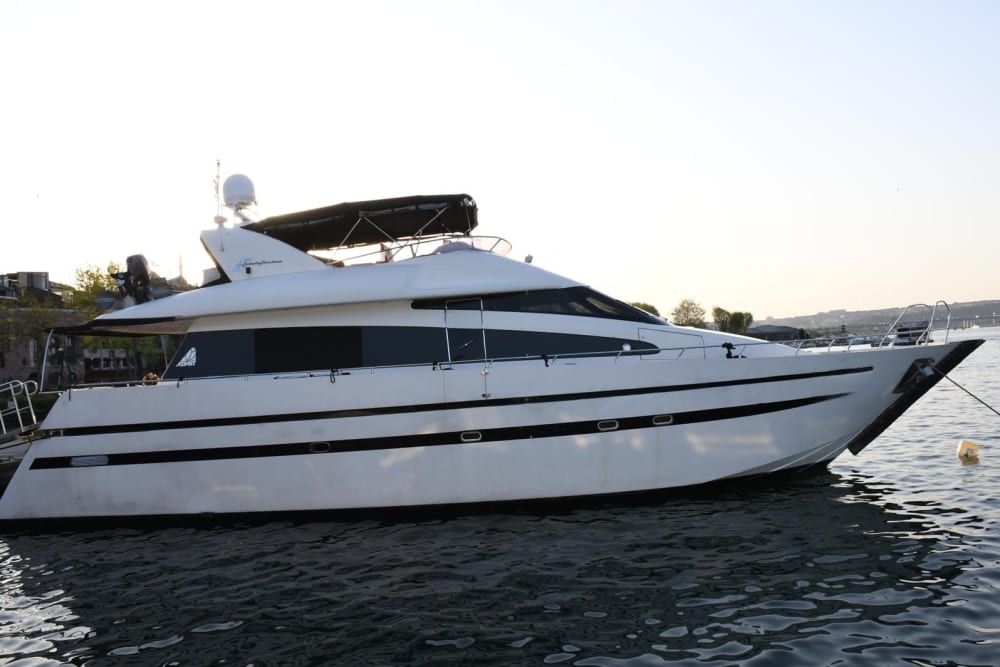 Göcek's Azure Embrace: Your Luxury Yacht Escape Awaits