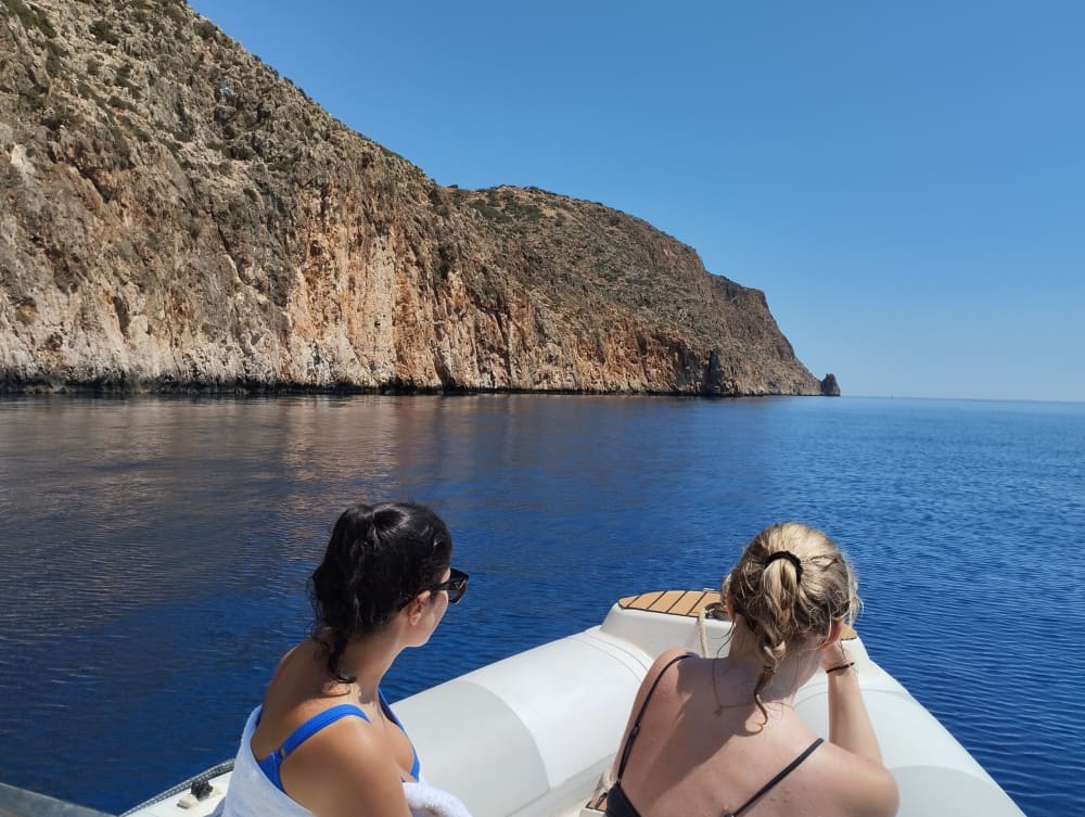 Your day in Chania: Rent a motorboat for 9h of discovery
