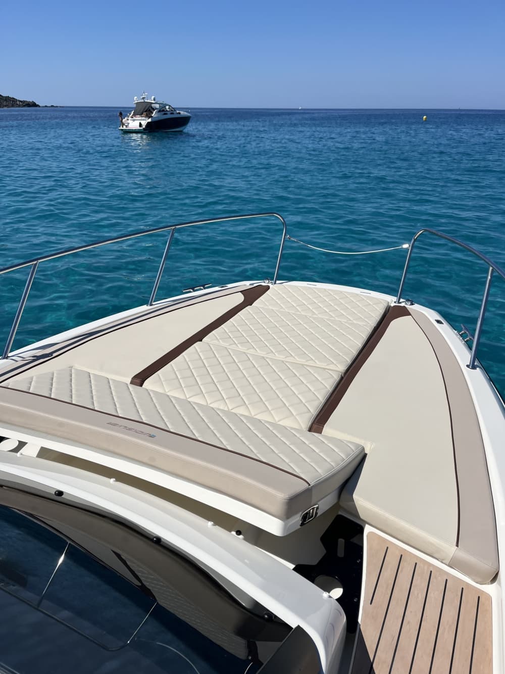 Profitez du soleil lors d'une excursion en bateau de 9 heures à Ajaccio