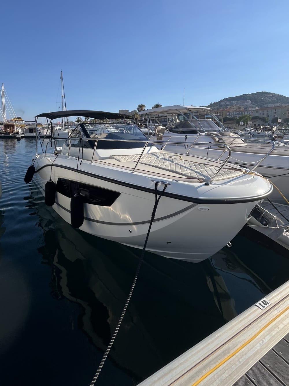 Profitez du soleil lors d'une excursion en bateau de 9 heures à Ajaccio