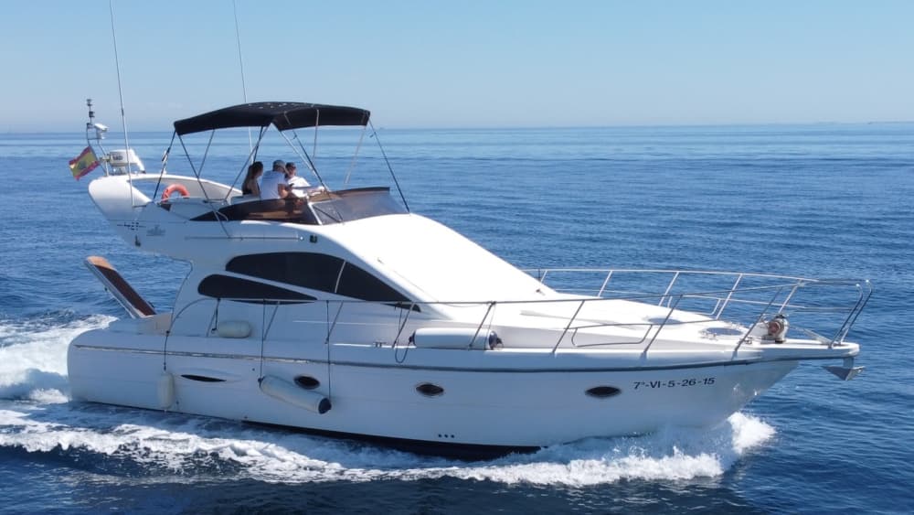 Upptäck San Pedro del Pinatar på 9 timmar: En förstklassig motoryachtupplevelse