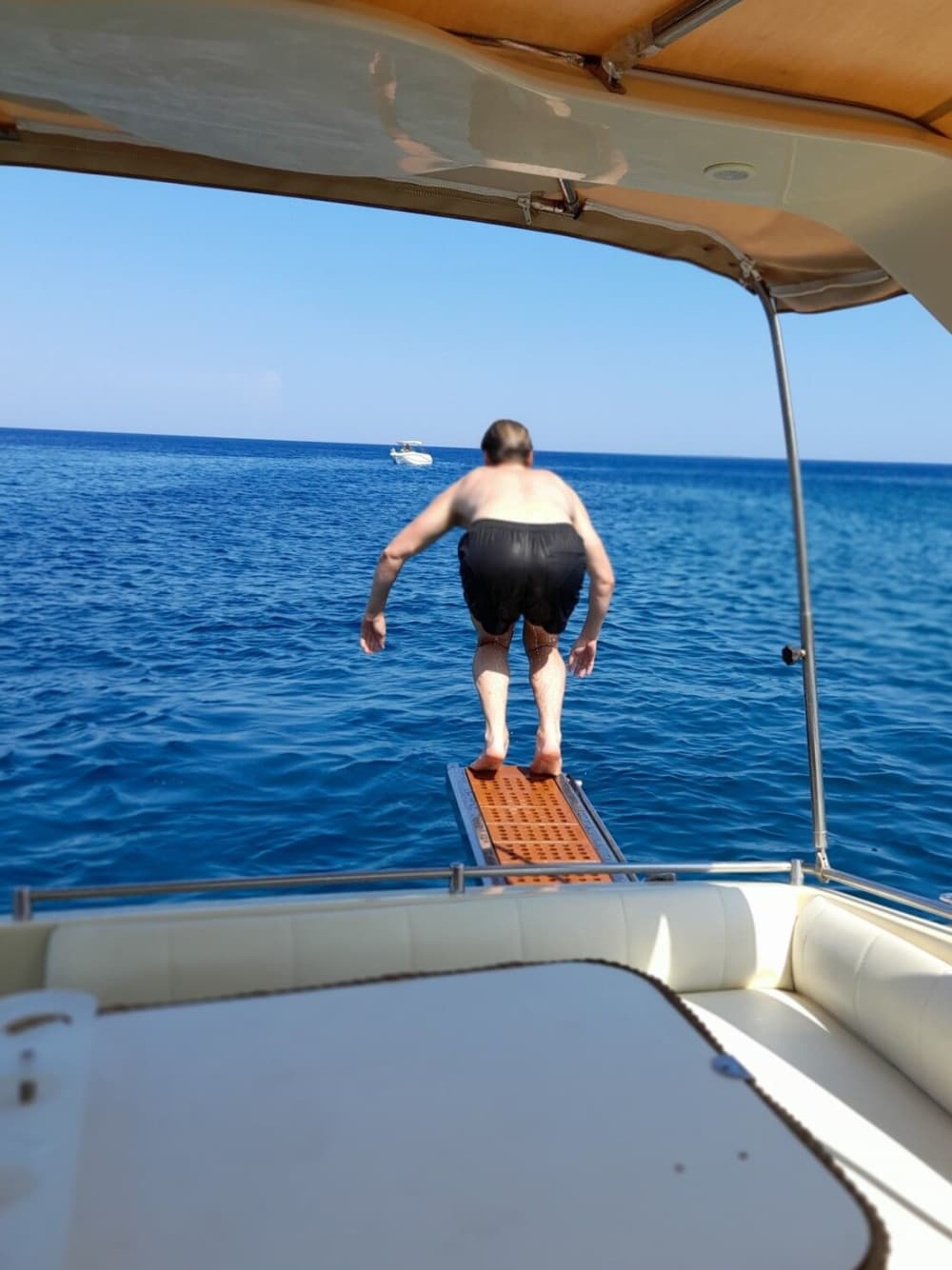 Een voorproefje van Rhodos: 3 uur durende cruise naar een verborgen strand