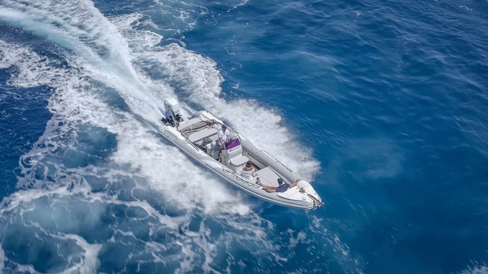 Κρουαζιέρα στην Αδάμαντα: Μήλος σε 5 ώρες