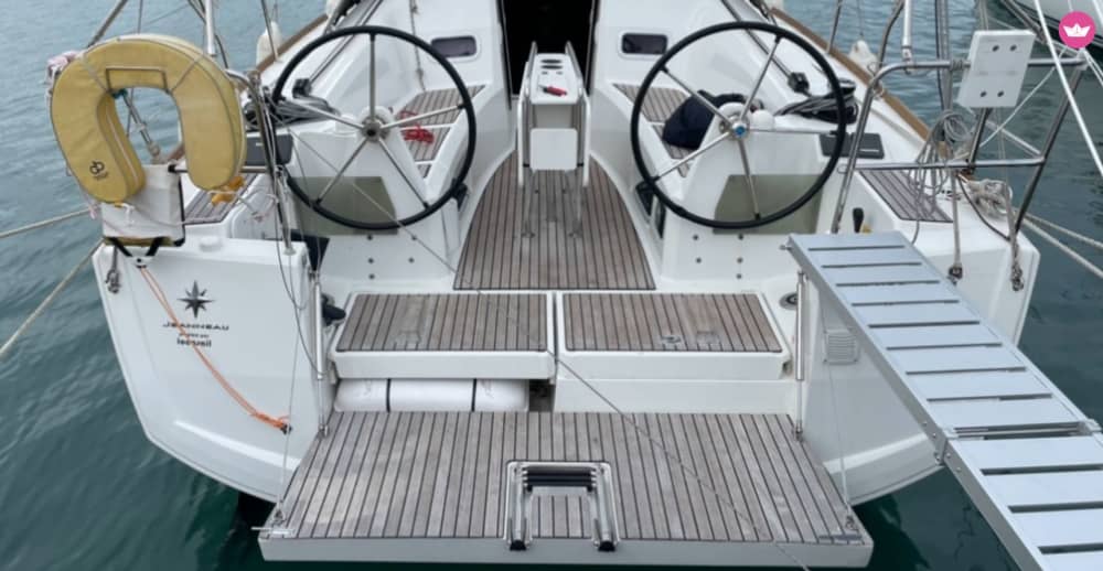 Sailing and Relax: Discover Giglio, Elba, Cala di Forno and Formiche.