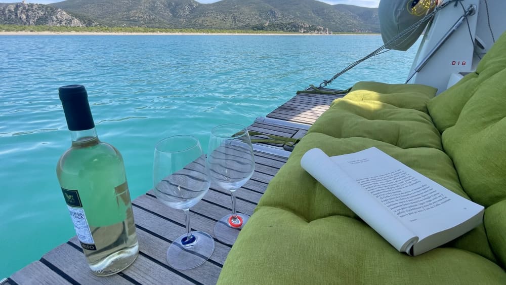 Sailing and Relax: Discover Giglio, Elba, Cala di Forno and Formiche.