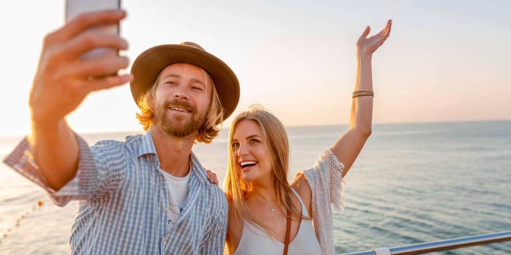 Aegean Circle – Where Family & Friends Set Sail