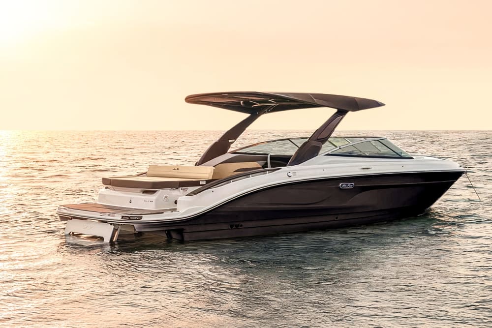 Scopri le coste di Milos: un'escursione di un'intera giornata a bordo di un motoscafo.