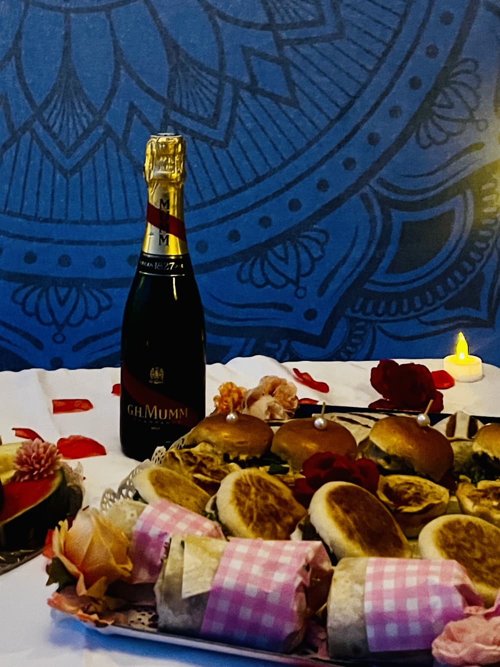 Pôr do sol no mar – Cruzeiro privado nas Calanques de Marselha com o barco Myli