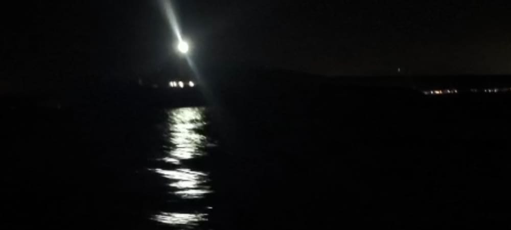 Experiencia nocturna en Trafalgar con guía de estrellas y apertivos