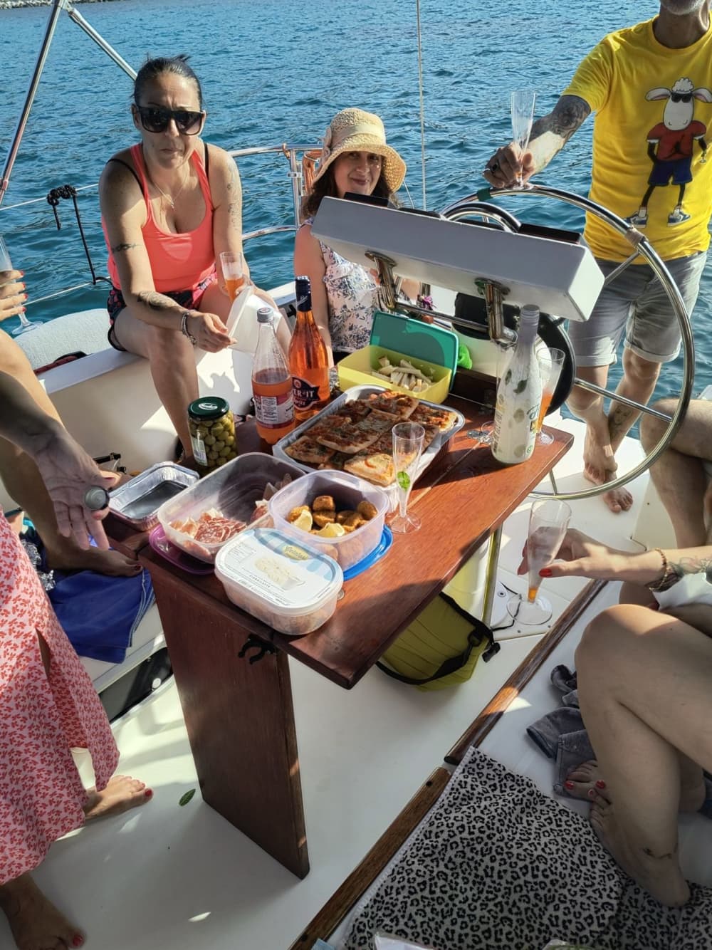 Un Giorno di Meraviglie: Il Tour del Golfo degli Angeli da Sant'Elmo