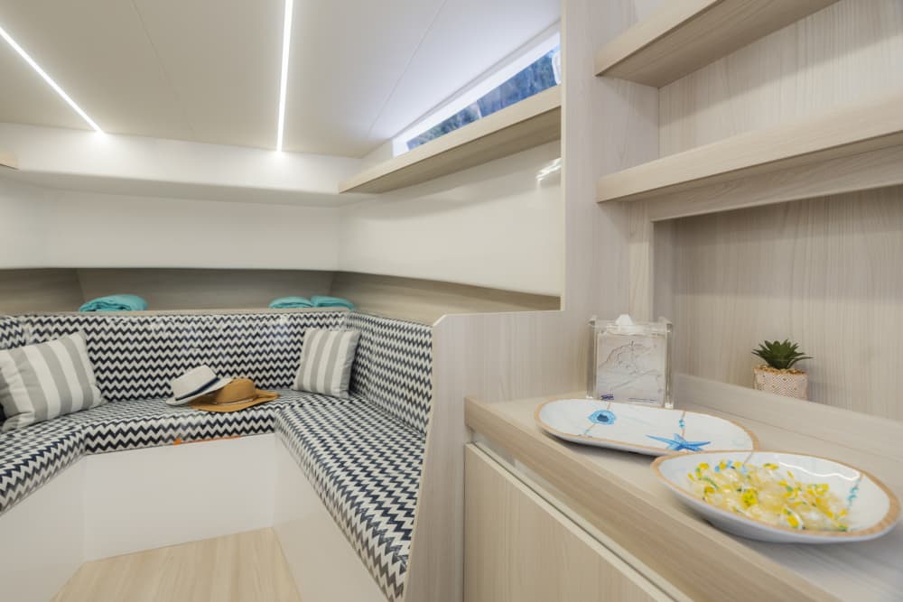 A Day Along the Coast: Positano to Amalfi aboard Apreamare 35