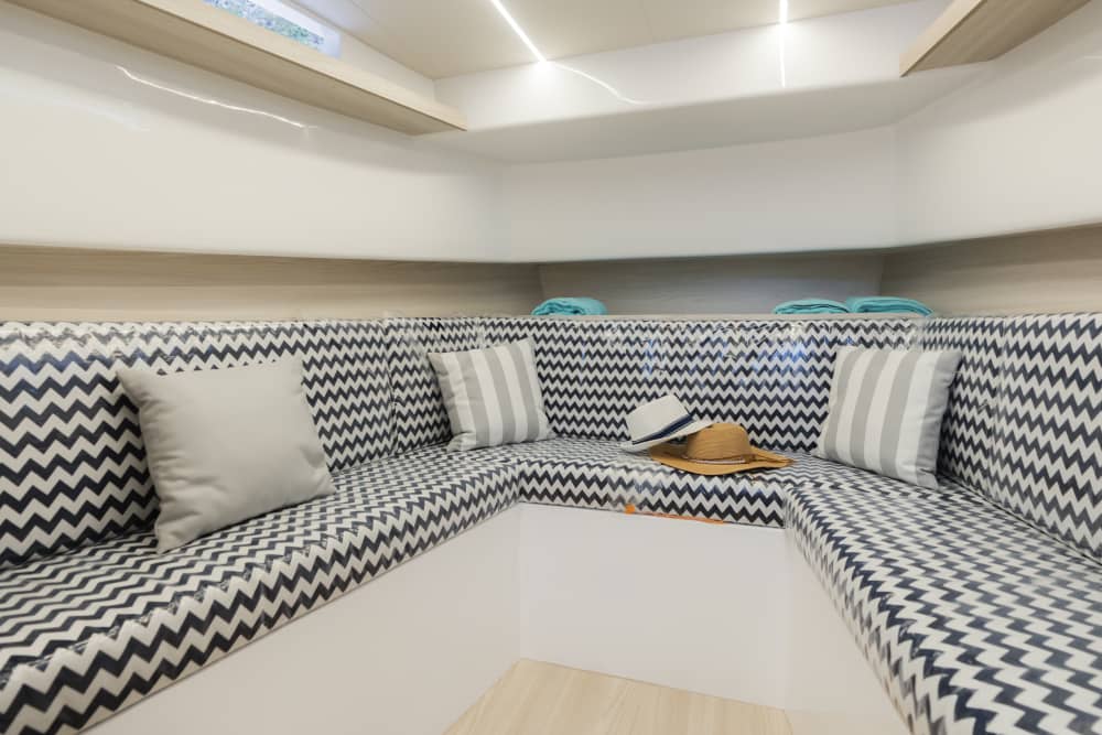 A Day Along the Coast: Positano to Amalfi aboard Apreamare 35