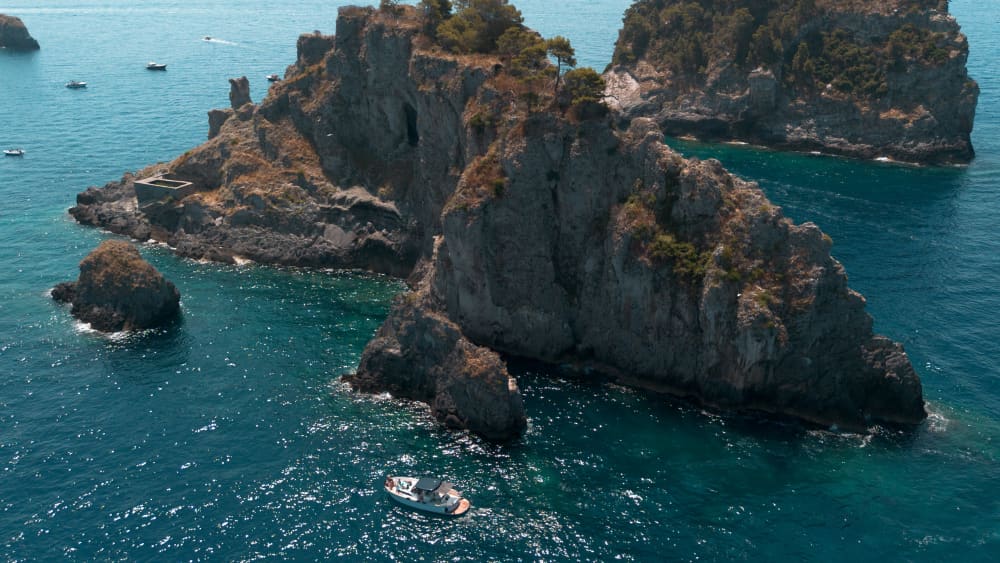 A Day Along the Coast: Positano to Amalfi aboard Apreamare 35