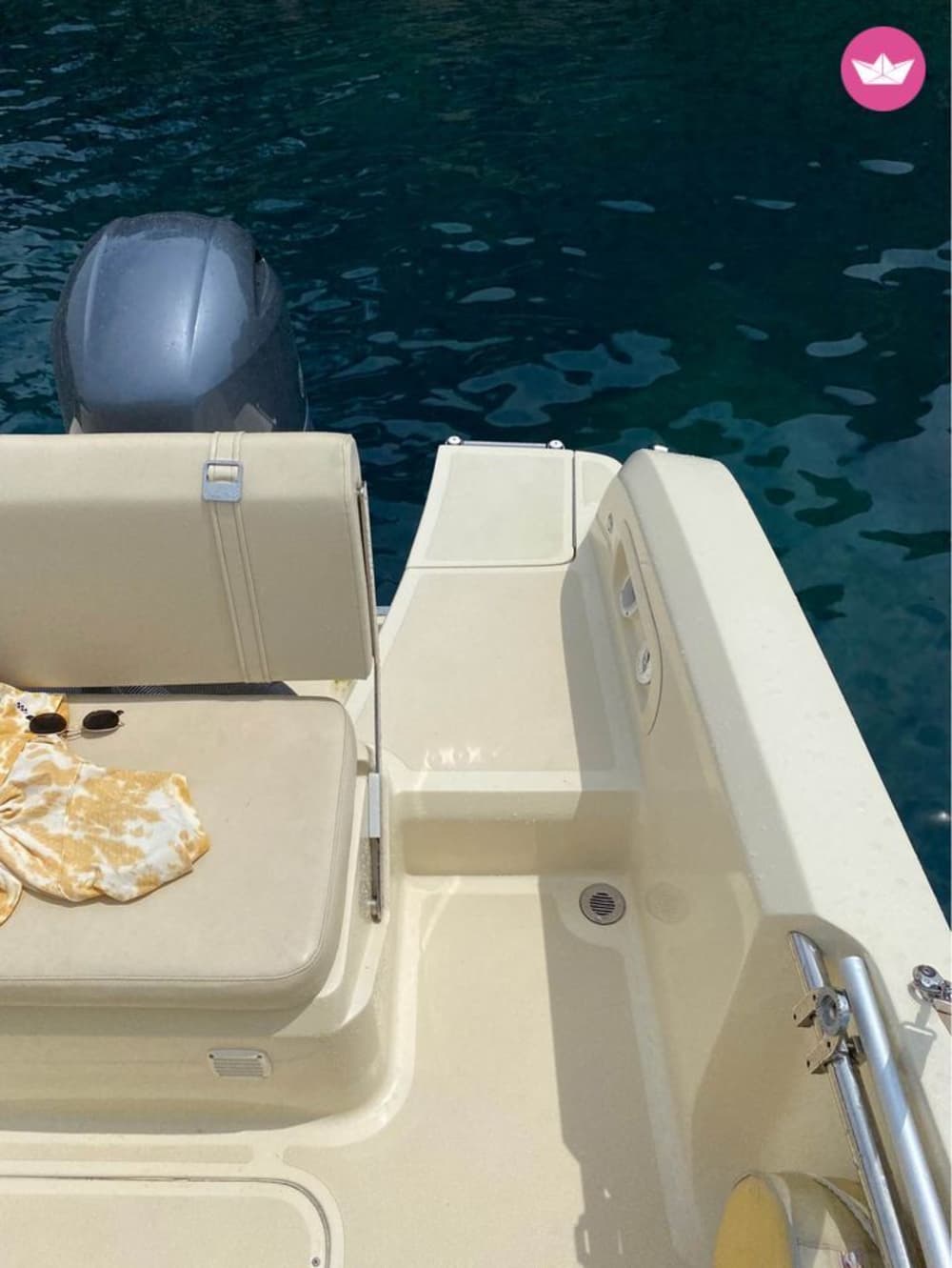 Sunset at sea: Relaxation and panoramic view