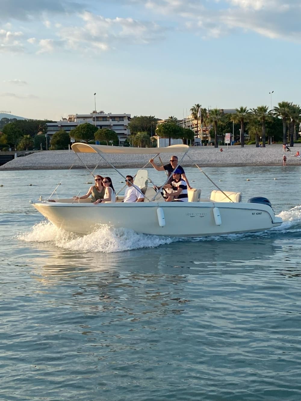 Sunset at sea: Relaxation and panoramic view