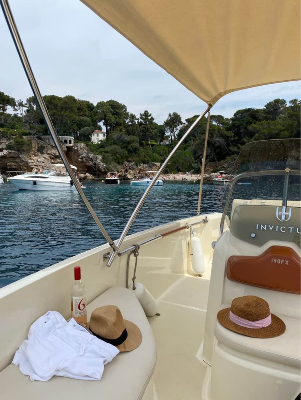 Sunset at sea: Relaxation and panoramic view