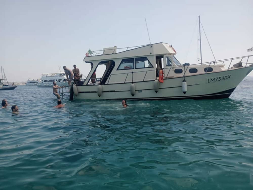 Dream Islands by Motorboat from Palau