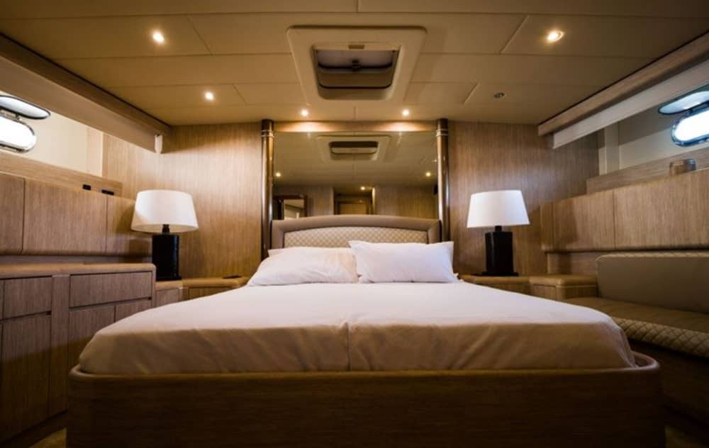 Luxury Yacht Experience in Marbella – 8h from Puerto Banús