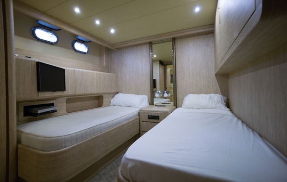 Luxury Yacht Experience in Marbella – 8h from Puerto Banús