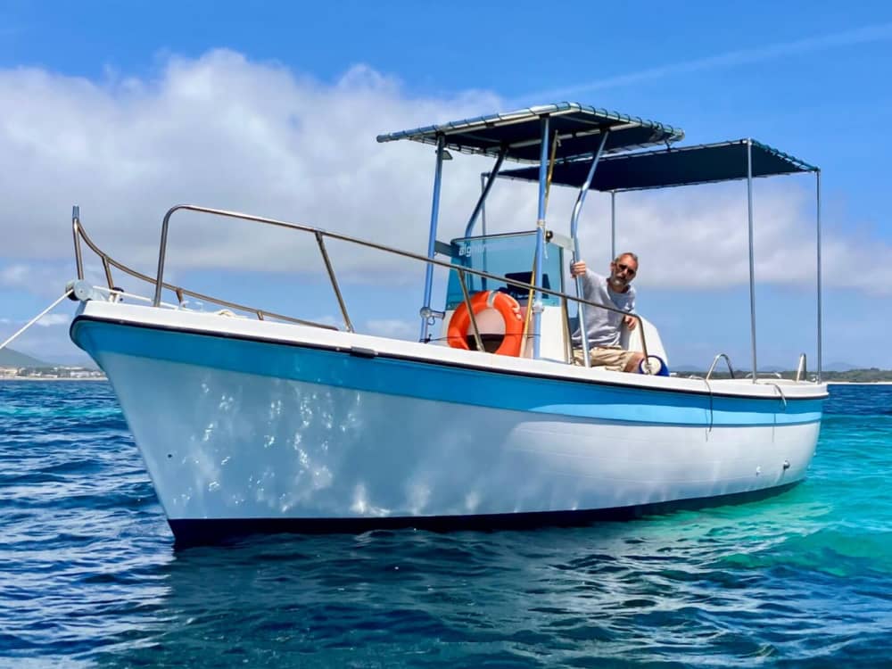 3 ore e 15 minuti per scoprire Alghero in motoscafo