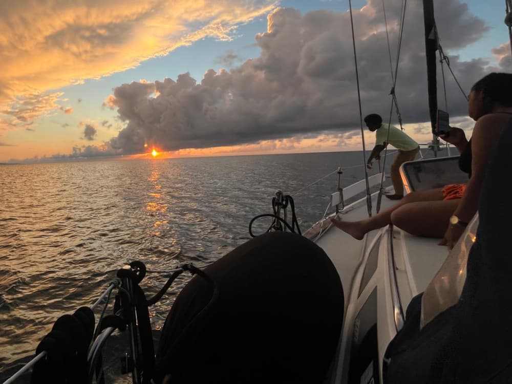 The Glow Tour: Nade en la Laguna Luminosa de Jamaica