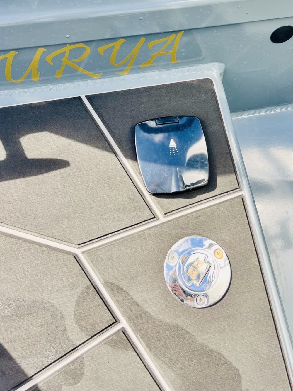 Profitez de 8h de balade en bateau à moteur à Six-Fours-les-Plages